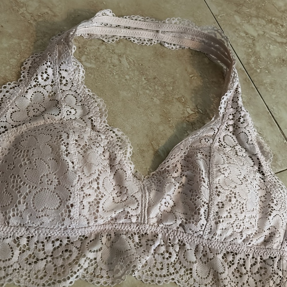 🤍🪽☁️aerie beautiful halter padded bralette